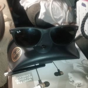 Ray Ban sunglasses with case